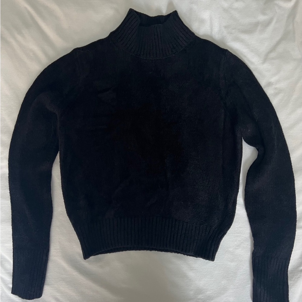 Sweaters - Picture 3 of 10